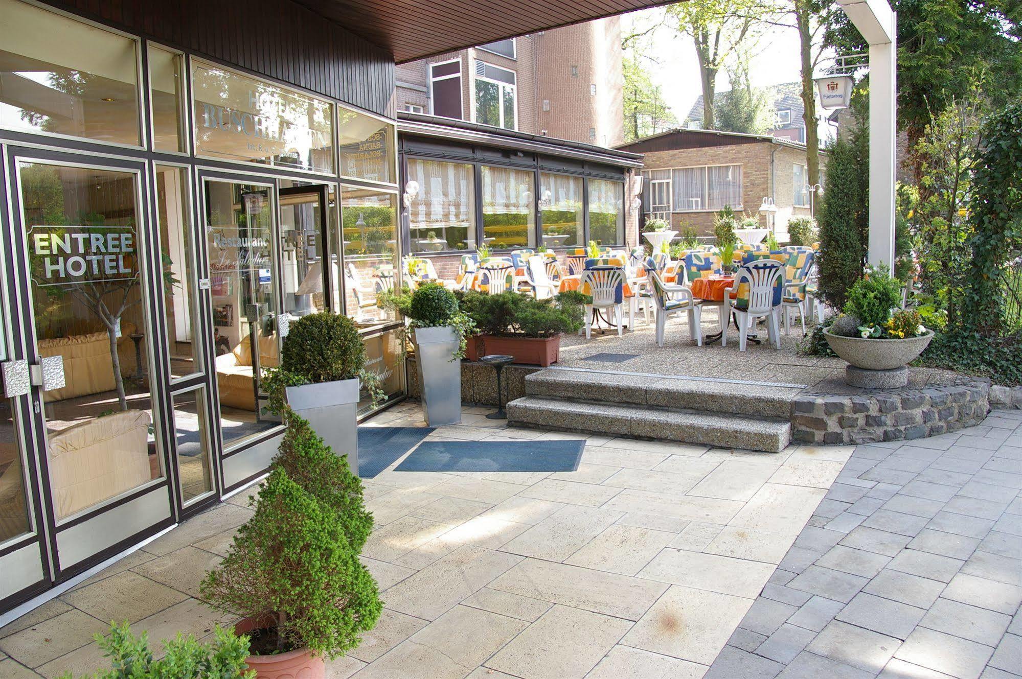 Hotel Buschhausen 3*